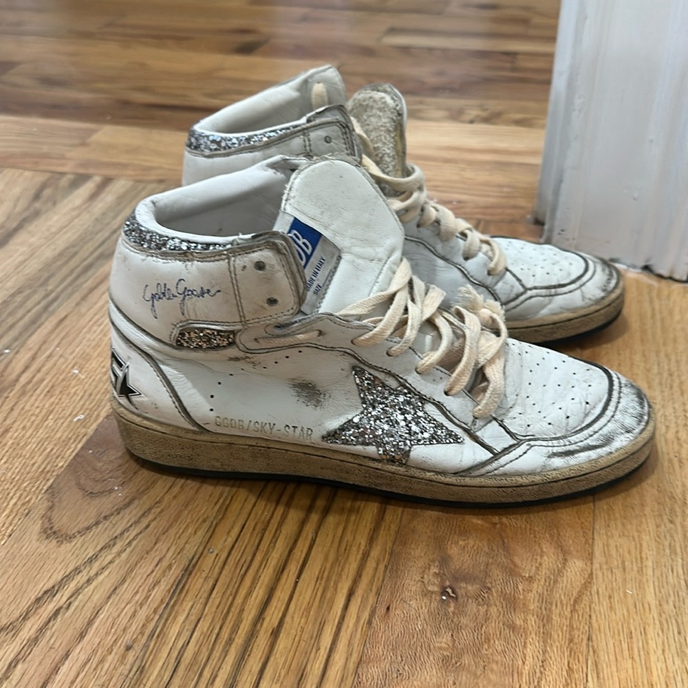 Golden Goose Women Sky Star Nappa Upper With Serigraph Glitter Star And …